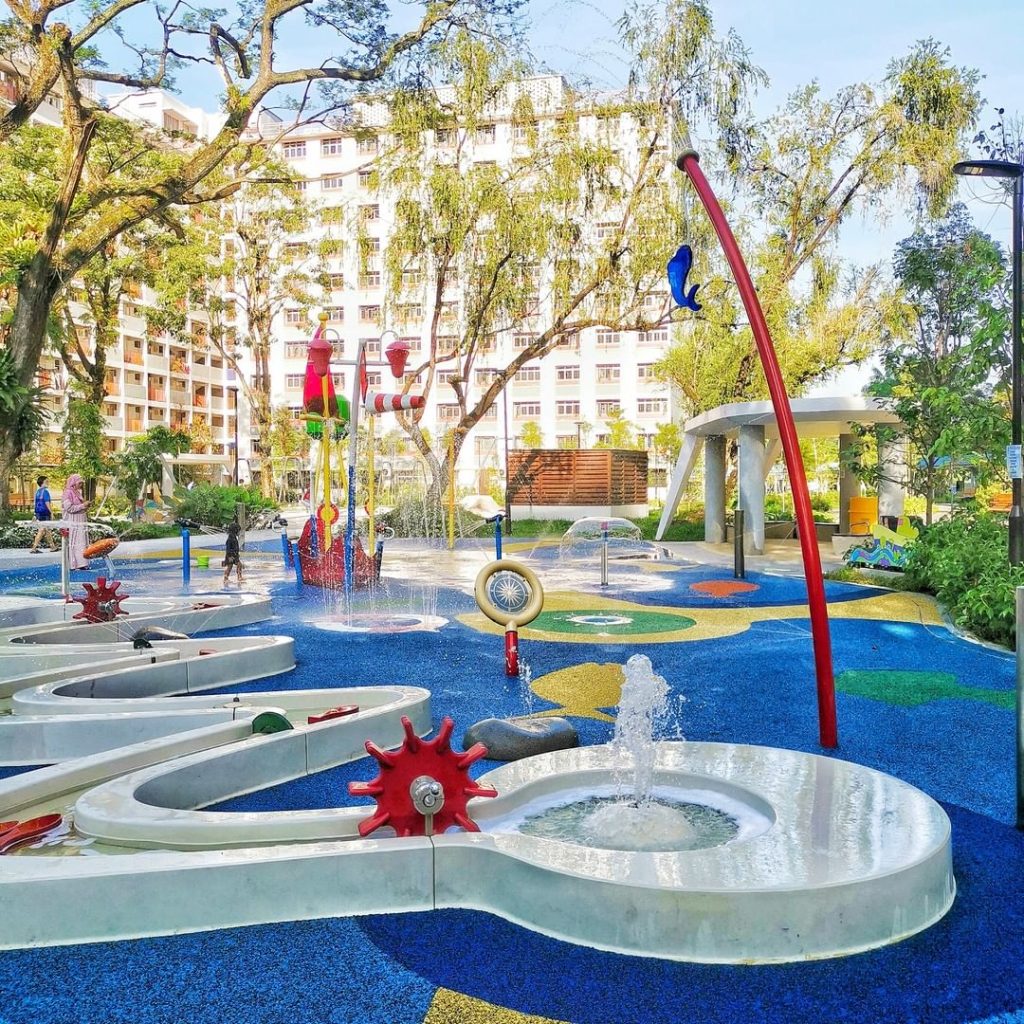 Play @ Heights Park - First Rolling Bridge Playground + Free Waterpark