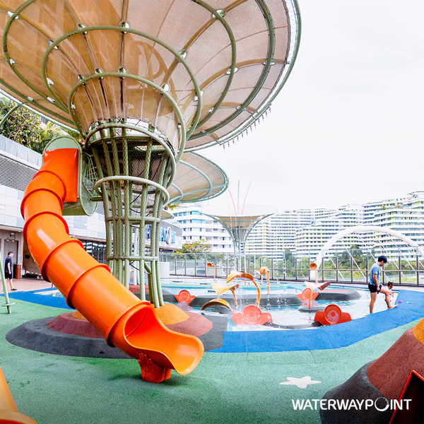 Happy Park @ Waterway Point – Rooftop Water playground with Slides!