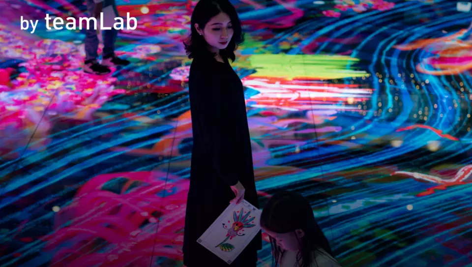 Walk Among Falling Petals – Digital Light Canvas @ Marina Bay Sands