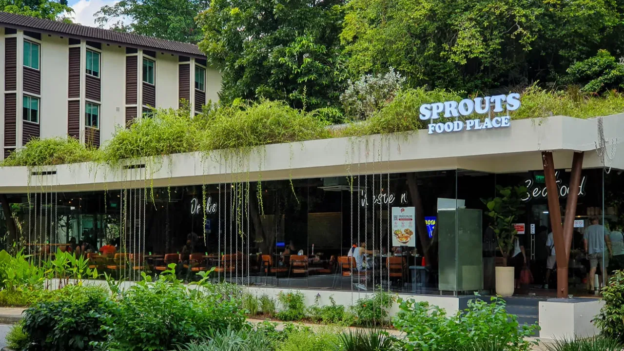 Sprouts Food Court – Garden Dining for Every Taste at Botanic Gardens