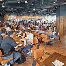 Sprouts Food Court – Garden Dining for Every Taste at Botanic Gardens
