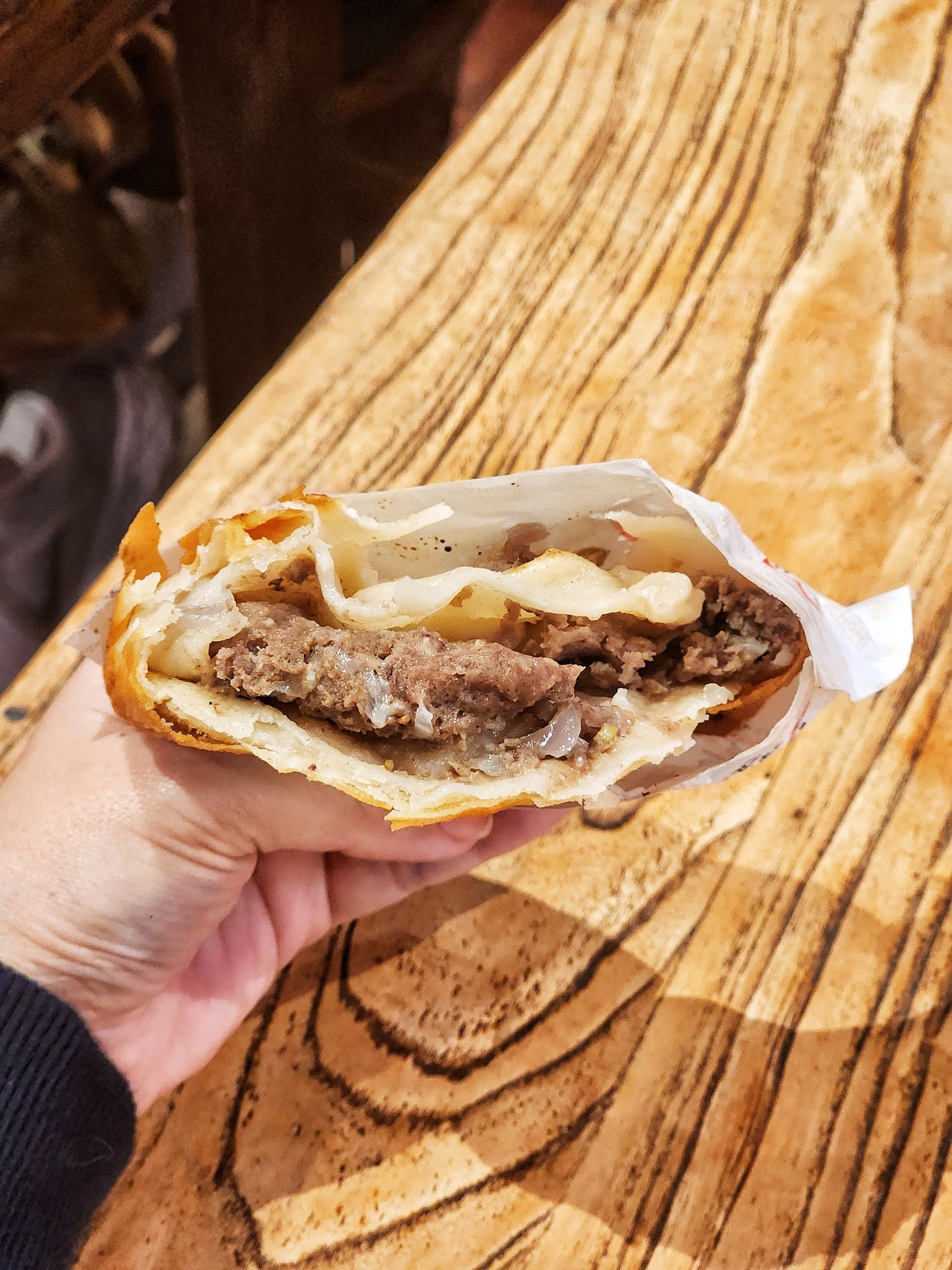 Mon Beef Roti – Juicy Chinese-Style Beef Wraps at VivoCity