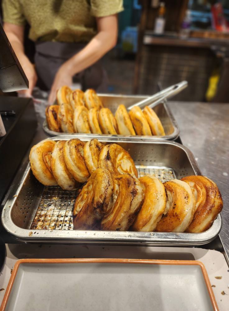 Mon Beef Roti – Juicy Chinese-Style Beef Wraps at VivoCity