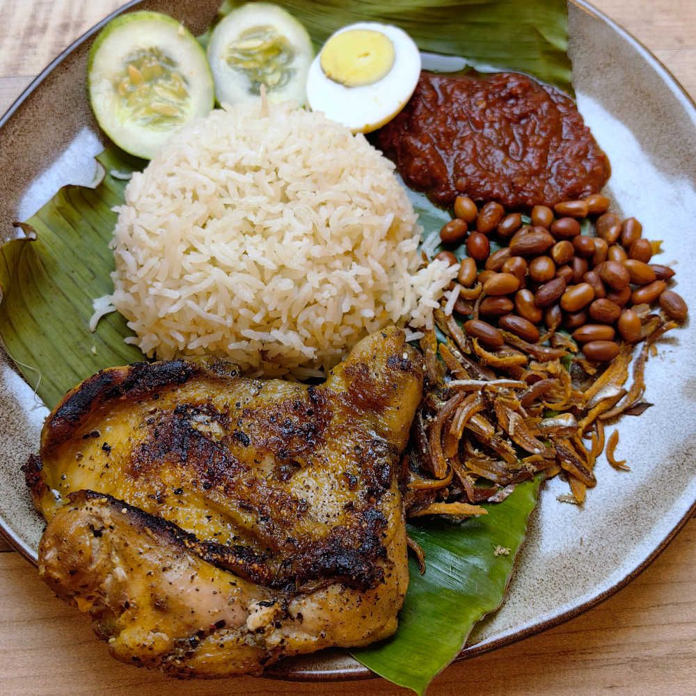Lerrmak by Pham Quyen – Halal Vietnamese Lemak Rice Bowls at Pasir Panjang