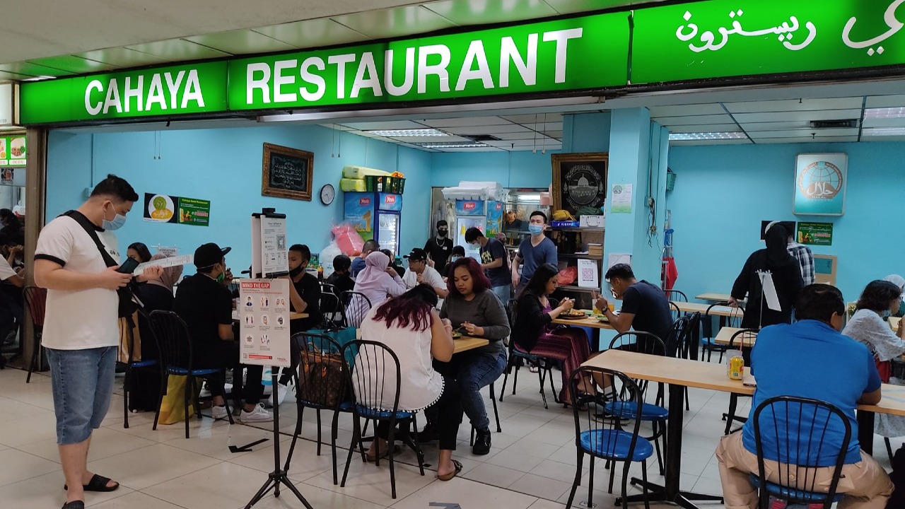 Cahaya Restaurant @ Far East Plaza – Halal Comfort Food With a Loyal Crowd