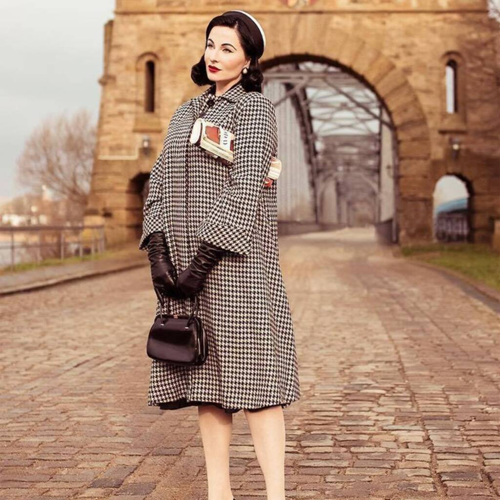 Swing Coat