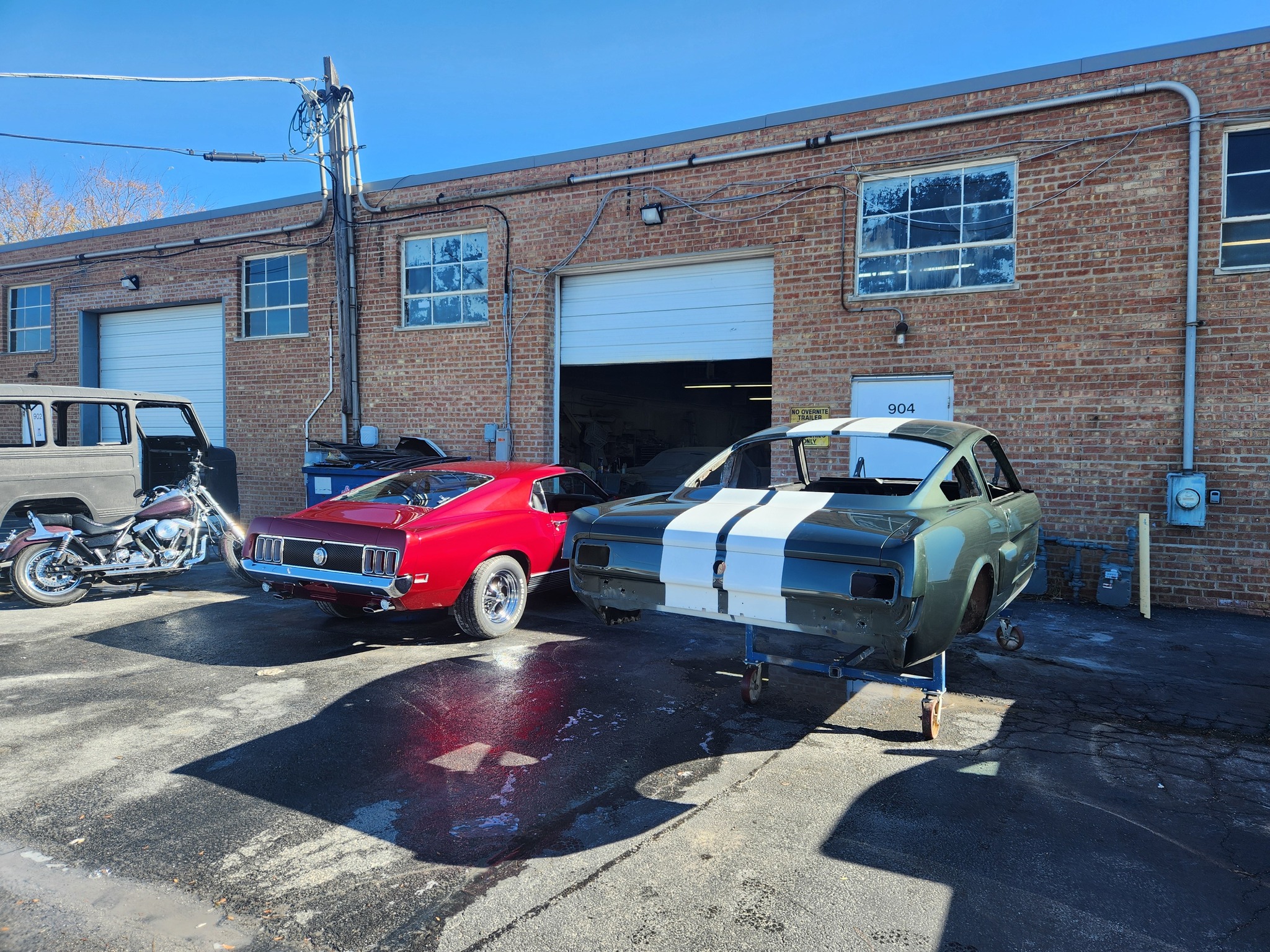MUSTANG OF CHICAGO