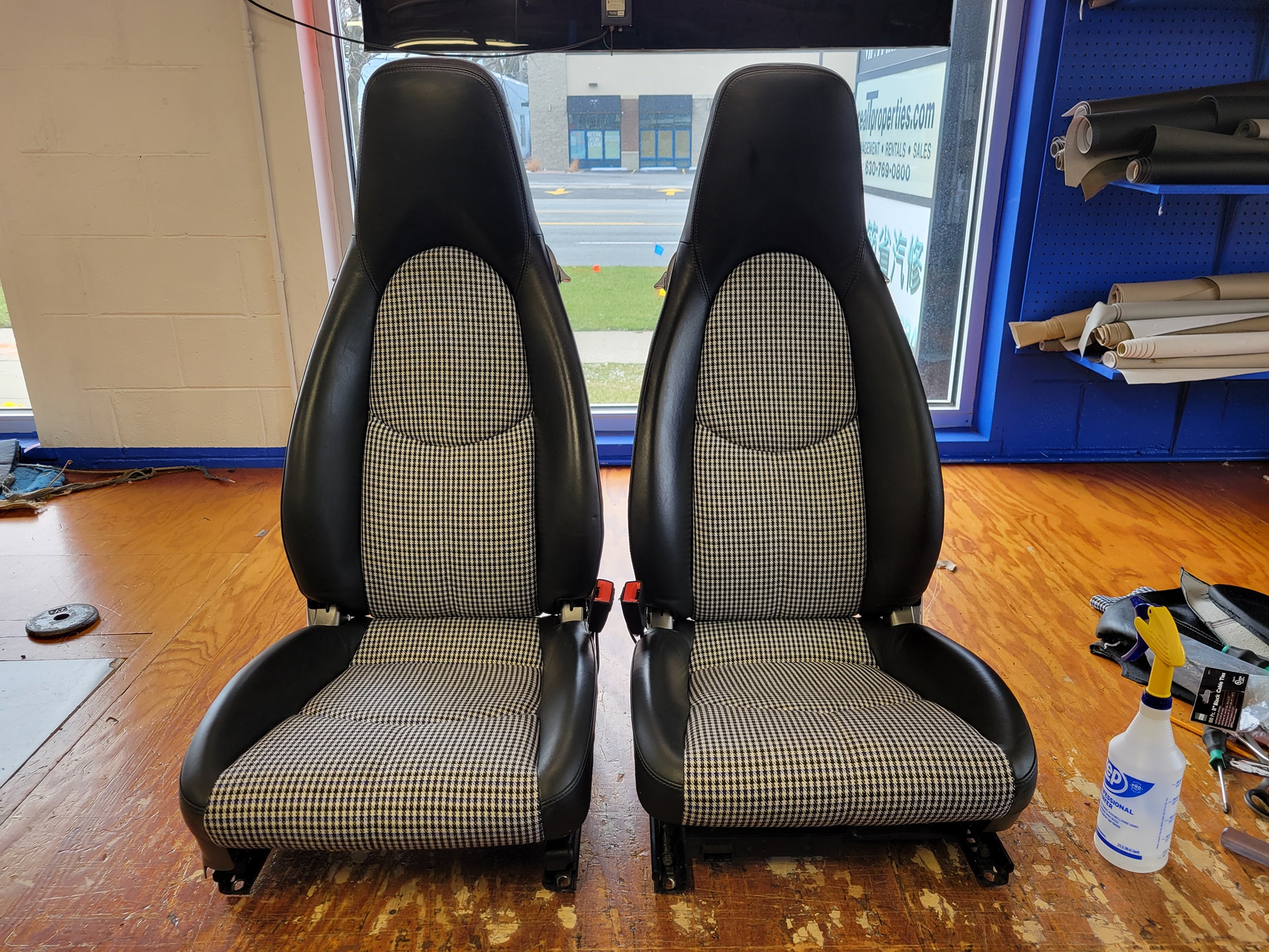 Mr. Trim Convertible Tops & Upholstery 