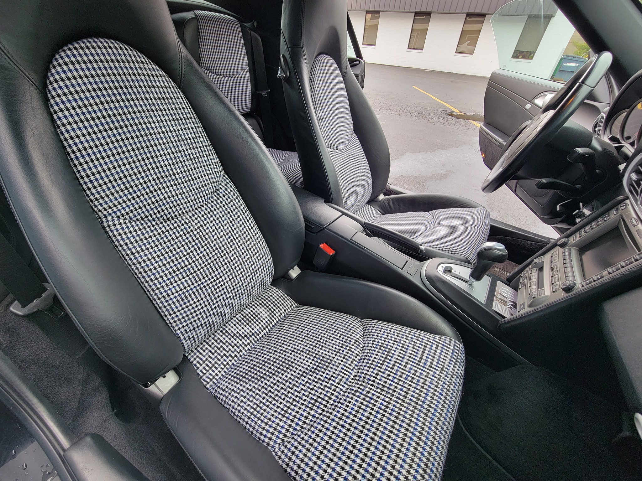 Mr. Trim Convertible Tops & Upholstery 