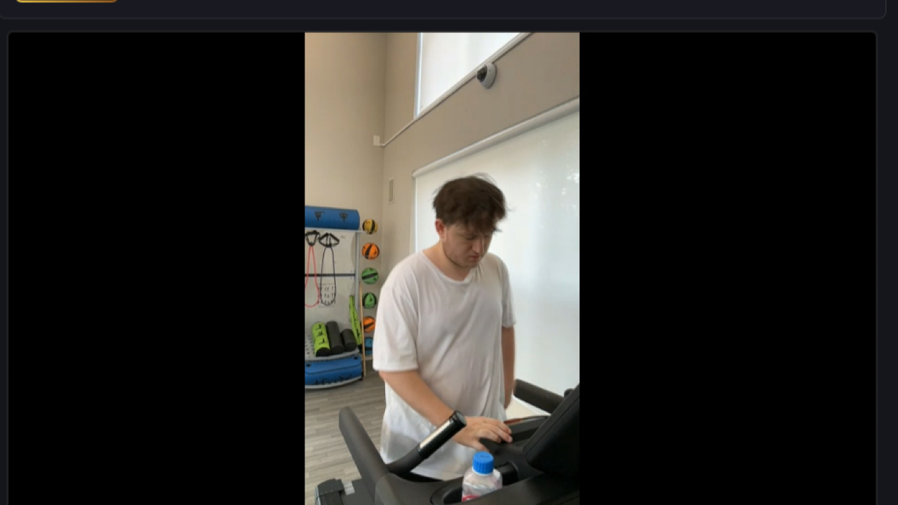 He Committed to Lose Weight by Running on Livestream, made $177K in 4 days