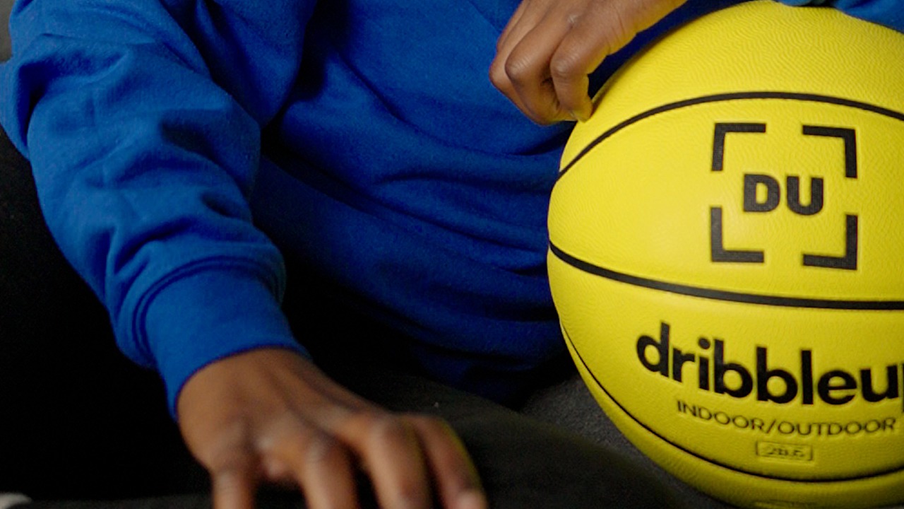 DribbleUp Smart Basketball