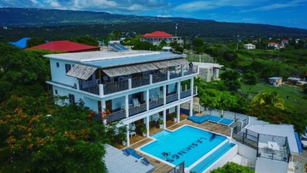 Lashings | Rooms and Villas | Treasure Beach