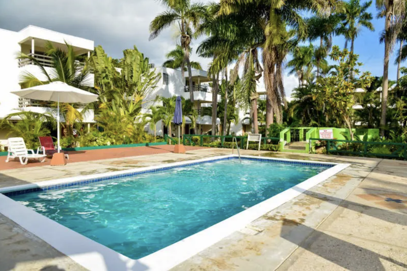 Negril Beach Club Resort Official website - Negril Jamaica