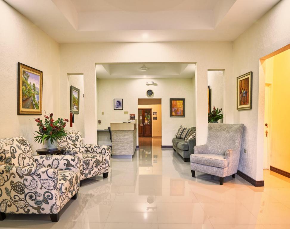 Shirley's Retreat Hotel | Kingston, Jamaica