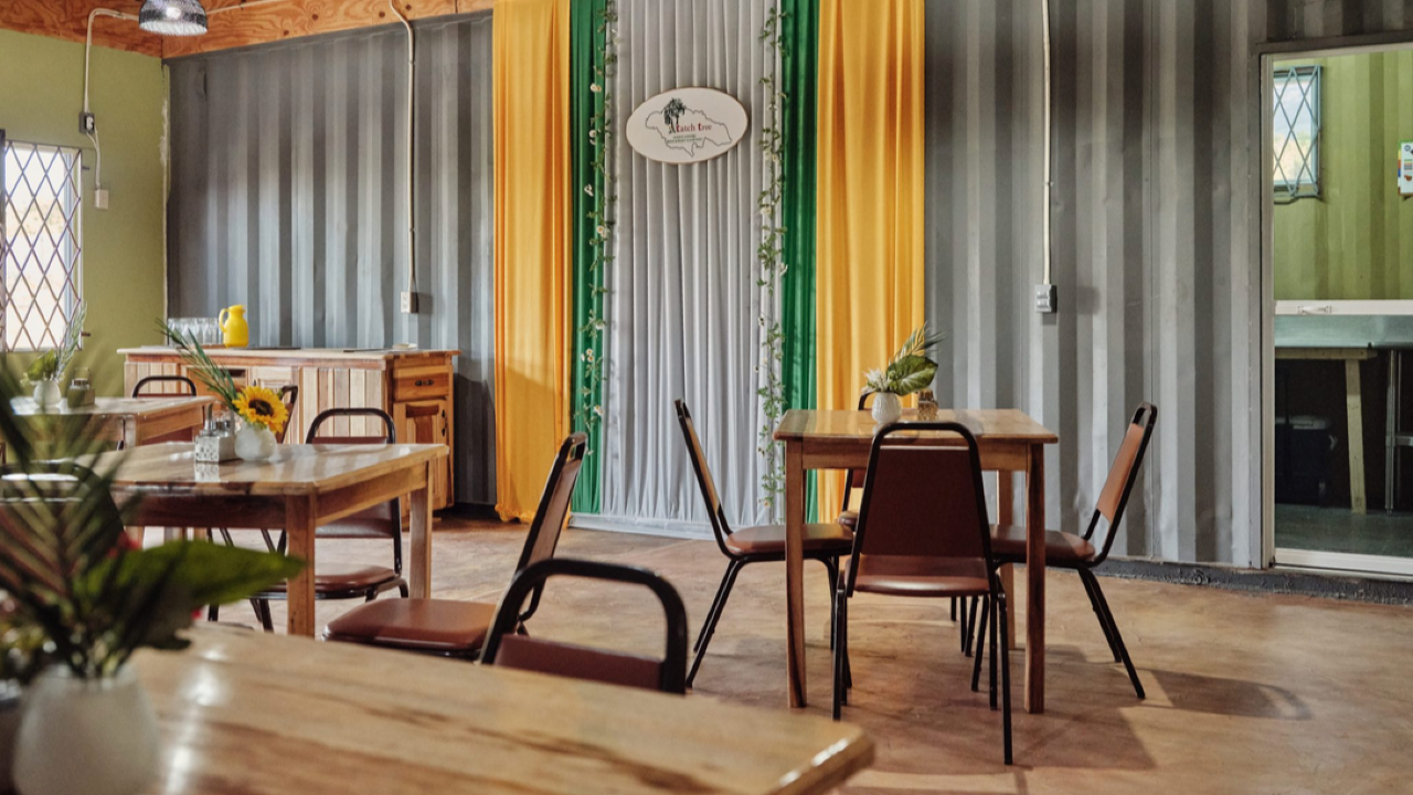 Tatch Tree Restaurant – Santa Cruz, St Elizabeth