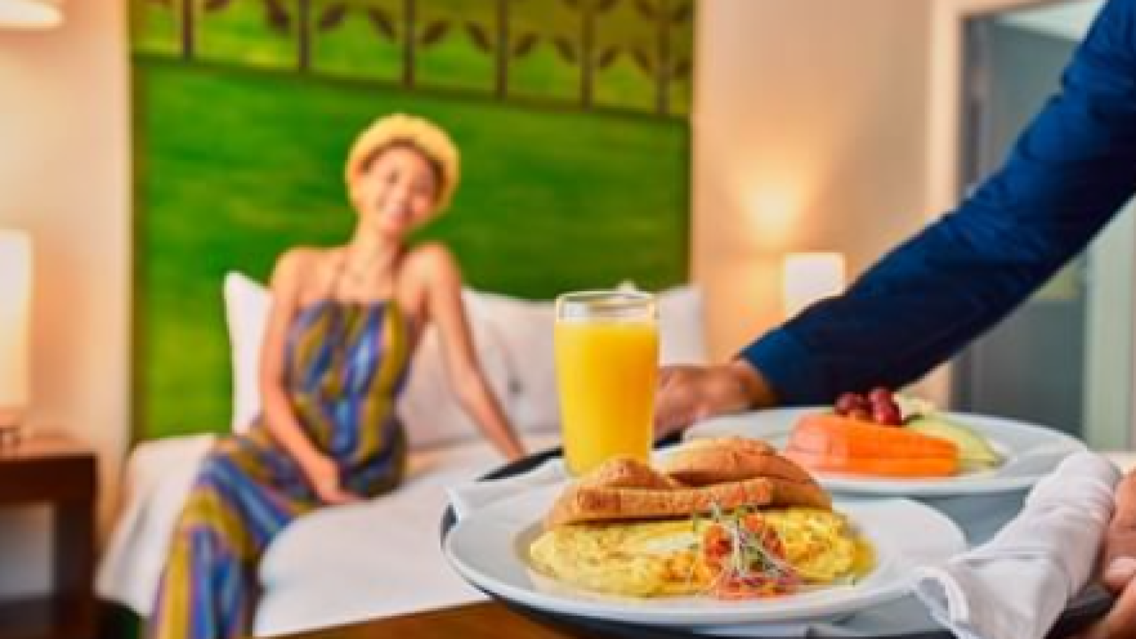 The R Hotel | Kingston