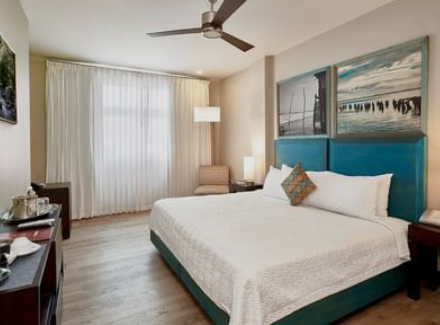 The R Hotel | Kingston