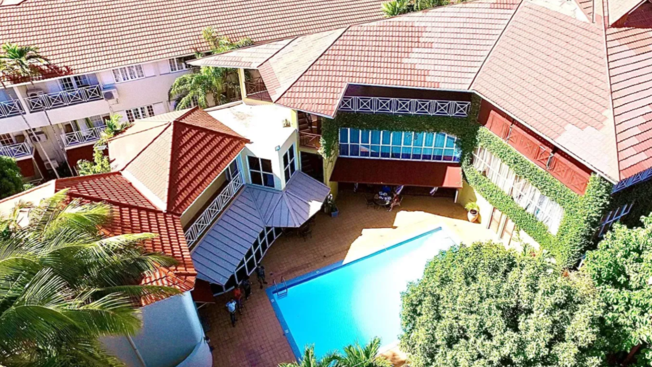 Altamont Court Hotel | Kingston 