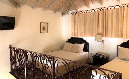 Altamont Court Hotel | Kingston 