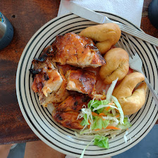 Vinne's Bar N Grill