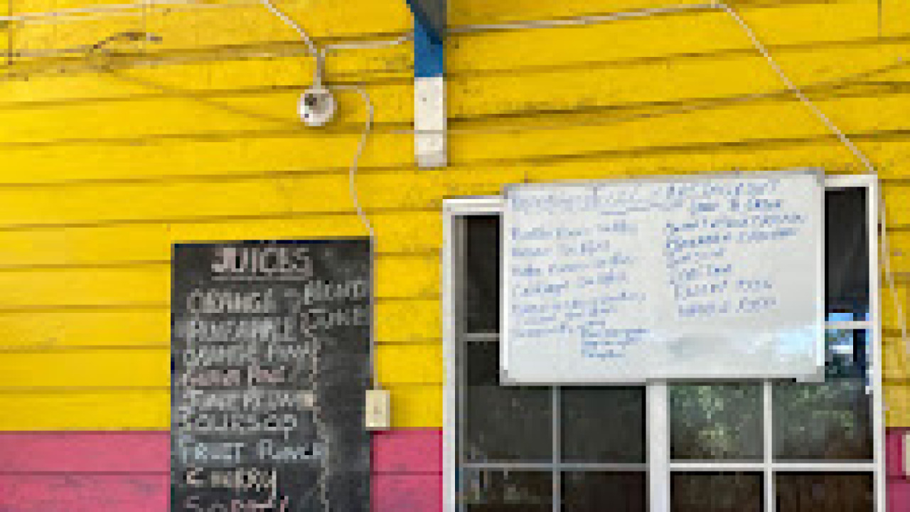 Juicy's Restaurant Bar & Grill