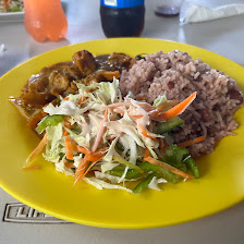 Aunty’s Restaurant Patty Shop Bar & Grill