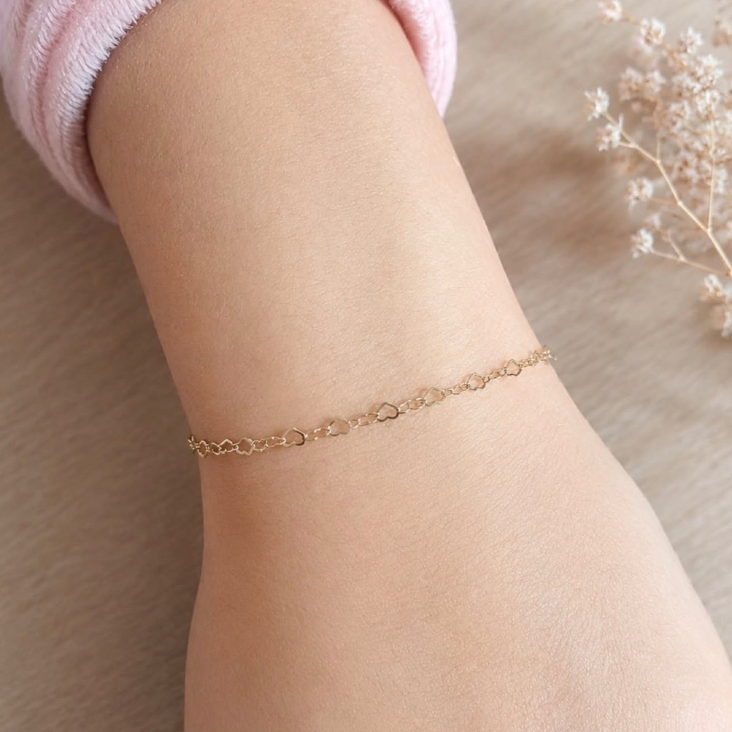 Cove and Chain