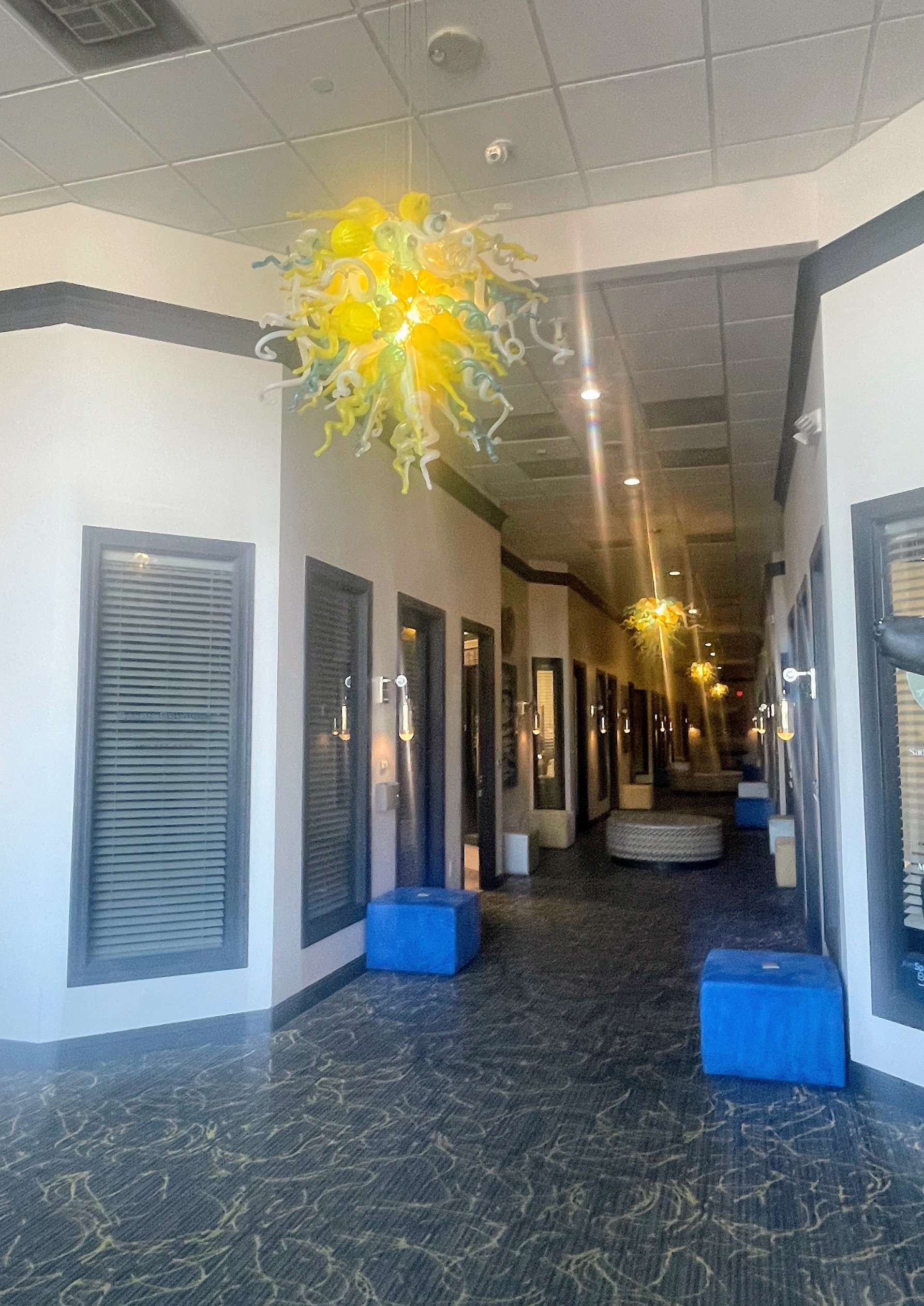 Salon Boutique