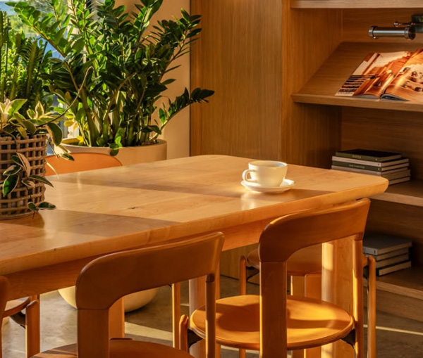 Deeply Coffee Co.