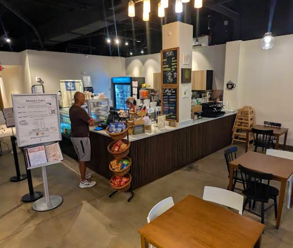 Moma's Cafe
