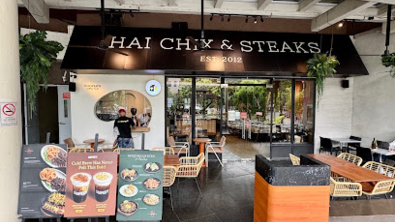 Hai Chix & Steaks, Bonifacio Highstreet