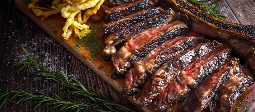Hai Chix & Steaks, Bonifacio Highstreet
