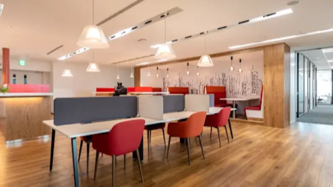 Regus Halford House