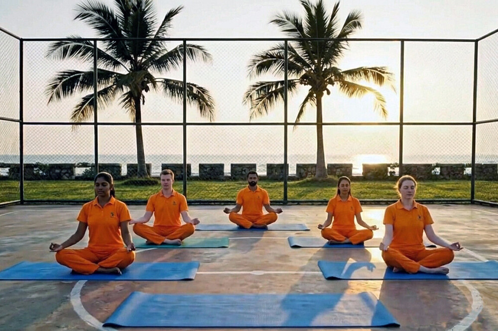 50-tägiges World Yoga Teacher Training WYTT – Morib Beach, Malaysia