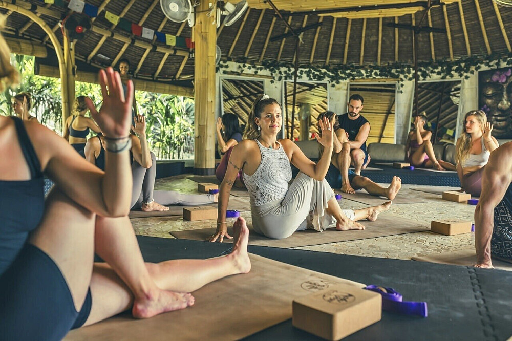 28-dagers 300-timers yogalærerutdanning i Uluwatu, Bali