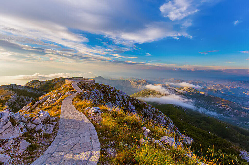 8-tägiges Abenteuer-Retreat in Cetinje, Montenegro