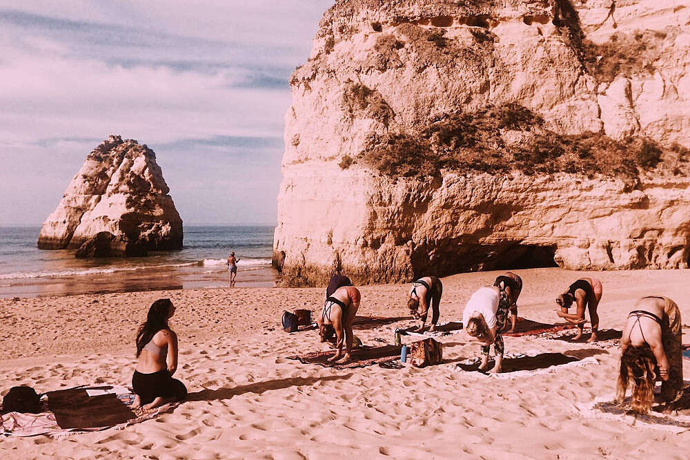 15-daagse (200 uur) docentenopleiding in een hybride vorm van Vinyasa, Ashtanga en Ayurveda in Portugal