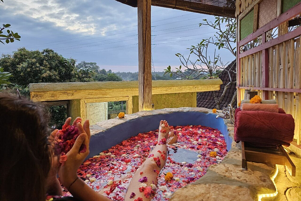 12-tägiges Yoga-Retreat für Selbstliebe und Wohlbefinden auf Bali