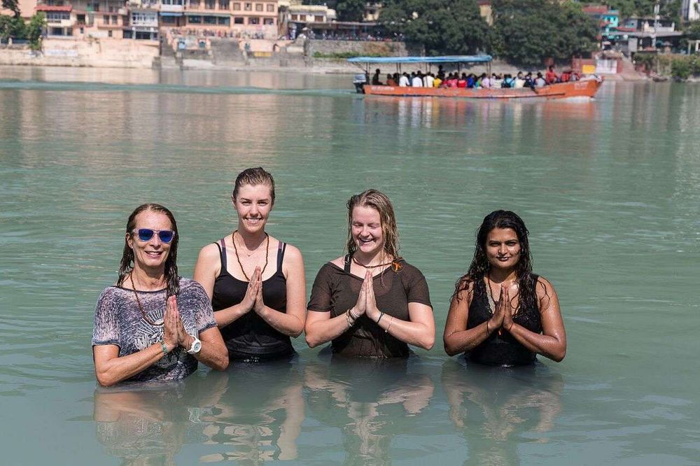 7 Day Yoga & Meditation Retreat for Beginners in Rishikesh, India