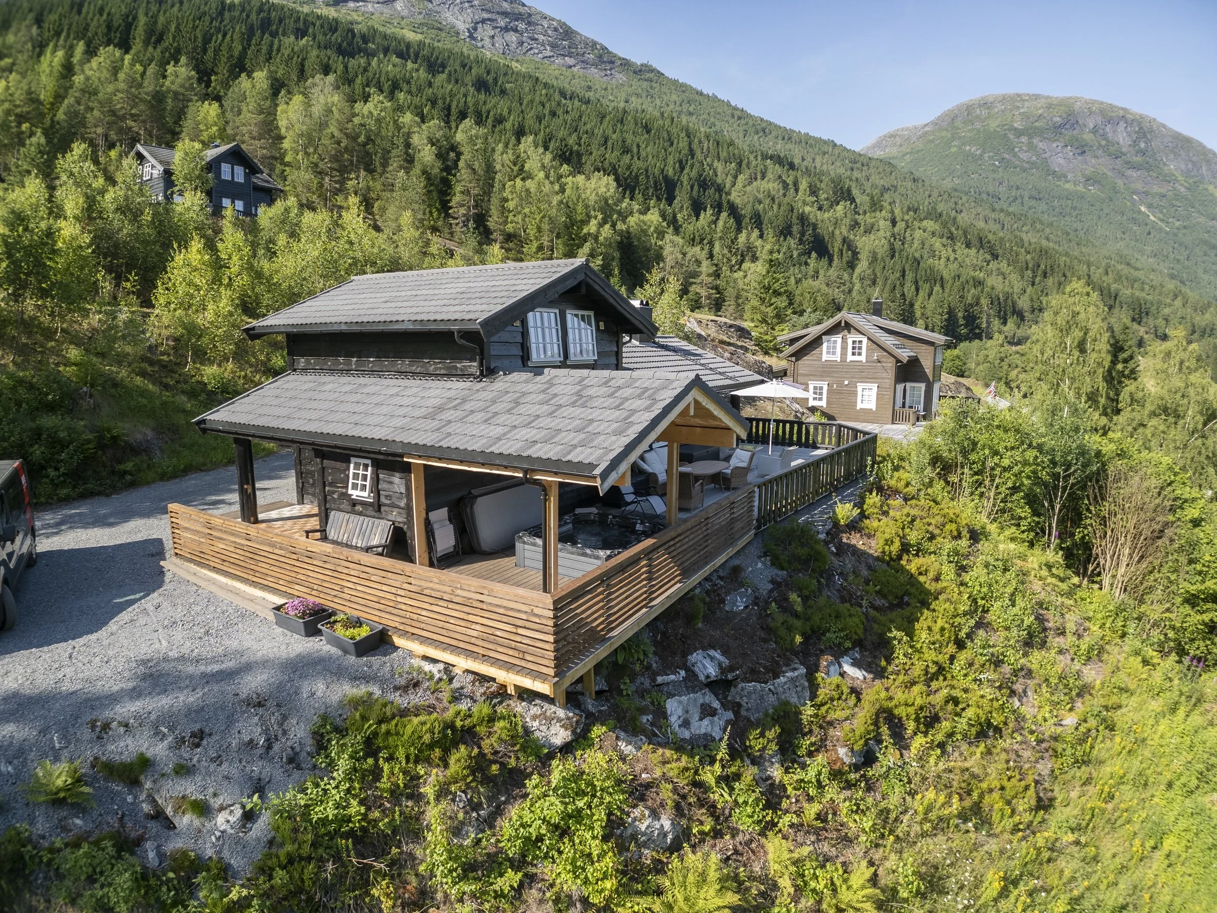 Tenden Resort