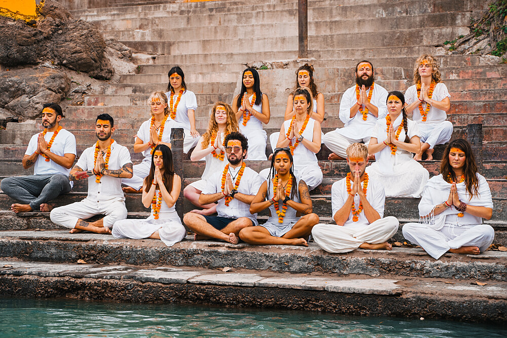28-dages 200-timers holistisk yogalæreruddannelse i Rishikesh