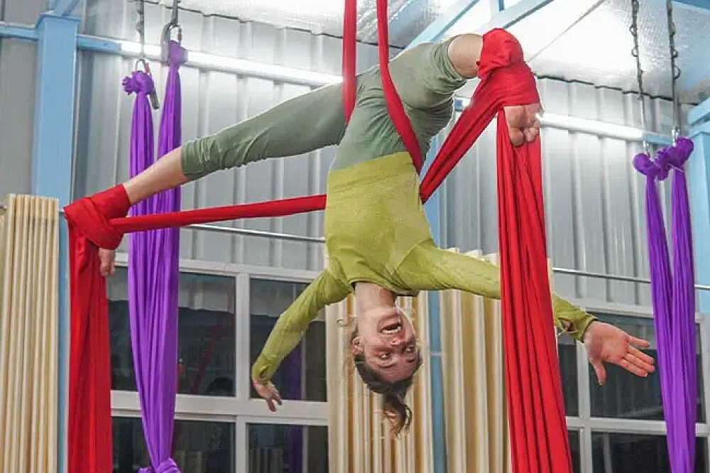 13-daagse (85 uur) docentenopleiding Aerial Yoga in Rishikesh, India