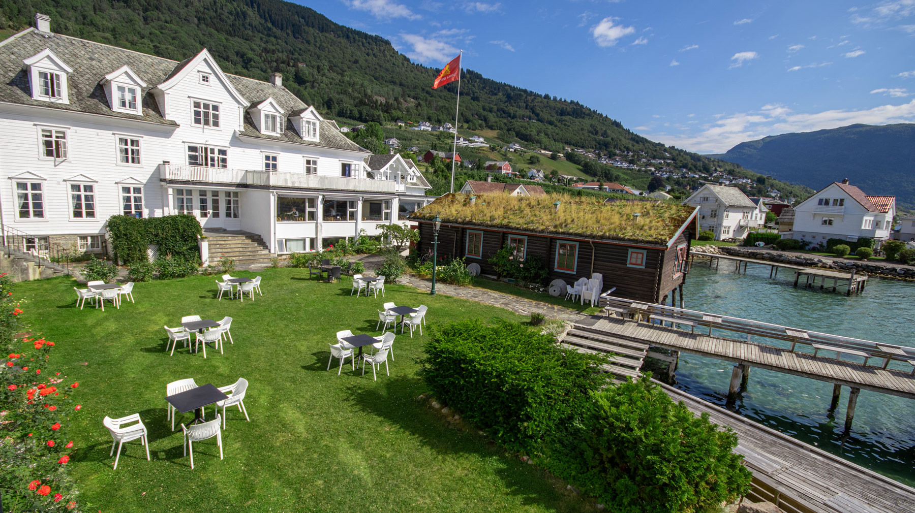 Leikanger Fjordhotel