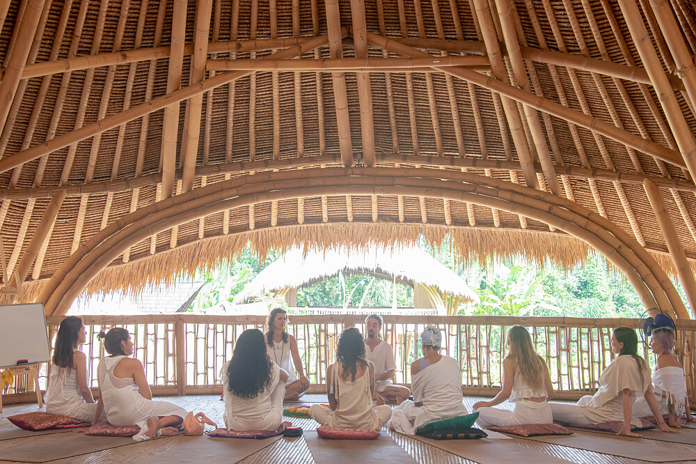 31-tägige 300-stündige Yoga- und Meditationslehrerausbildung in Ubud, Bali