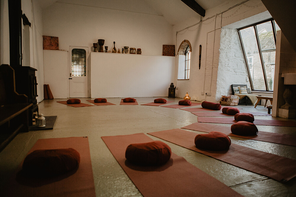 3 Day Connected by Nature: Women's Yoga Retreat in Devon, UK