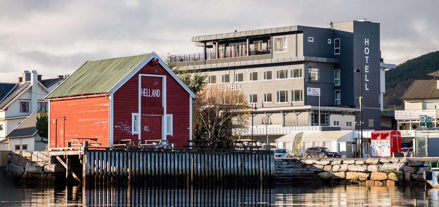 Vestnes Fjordhotell