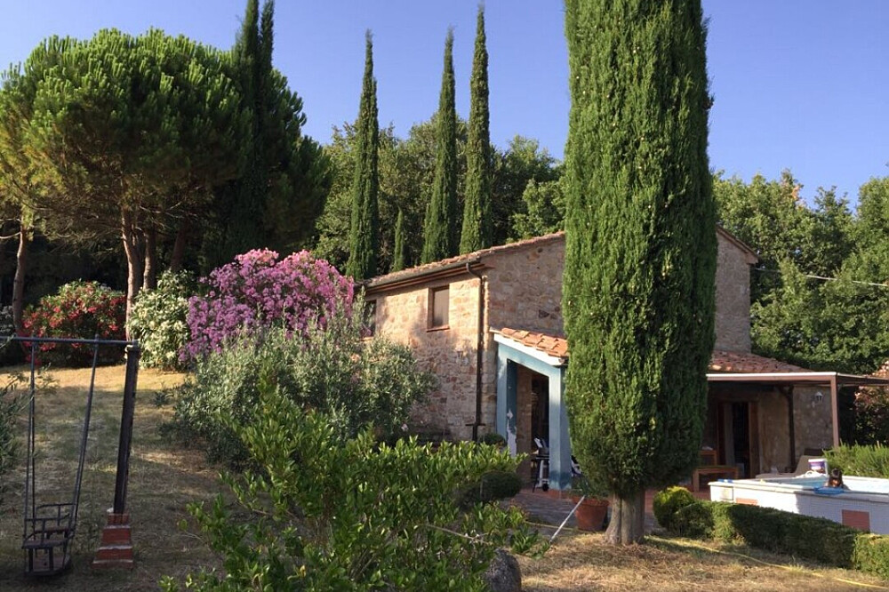 14 Day Intensive 200Hr Yoga Teacher Training in Tuscany, Italy