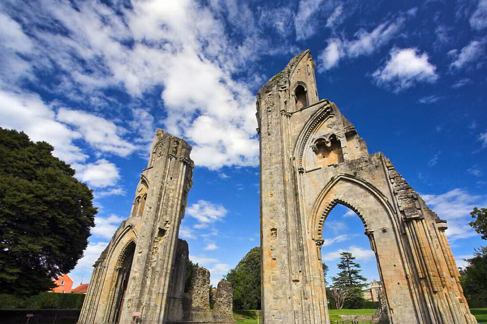 4 Day Samhain Ancestral Pilgrimage Women's Retreat in UK