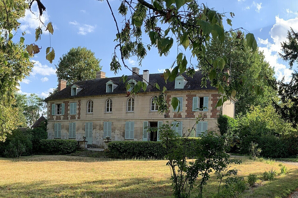 7-tägiges Schreib-, Natur- und Yoga-Retreat, Bohème-Schloss in der Nähe von Paris