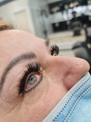 LA Nails, Beauty Hair &Aesthetics